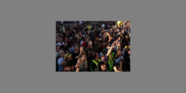 Image:21 Mai, 15 H - La Revolution espagnole à la Bastille