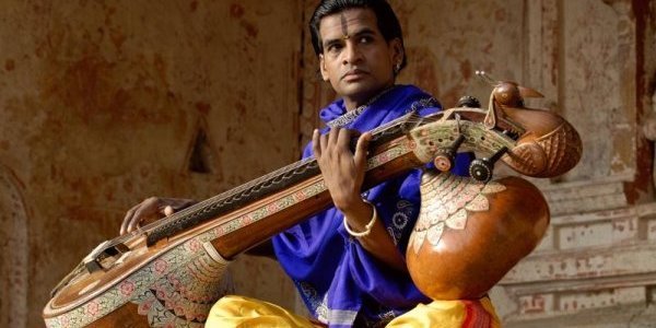 Image:Raghunath Manet : une chorégraphie qui puise dans l'Inde antique