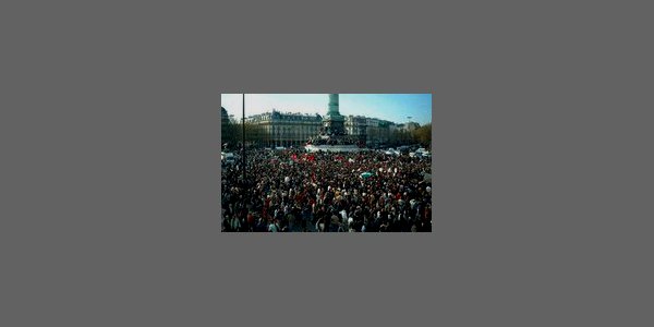 Image:20 Mai : Apéro place de la Bastille jusqu'à ce que ça change !