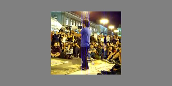 Image:Toma la plaza : « pour la démocratie réelle ! »
