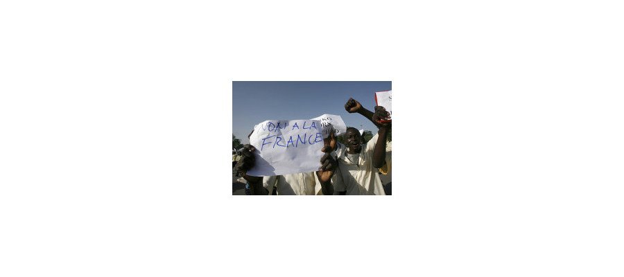 Image:Non à la participation de Sarkozy au sommet des chefs d'Etat de l'Union africaine
