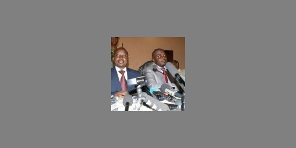 Image:M23 : point presse de Jean-Marie Runiga (27/11/2012)