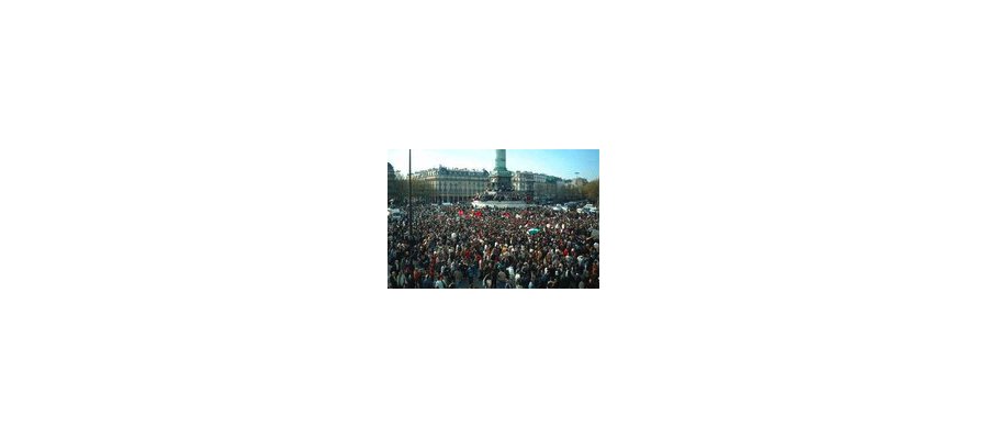 Image:20 Mai : Apéro place de la Bastille jusqu'à ce que ça change !