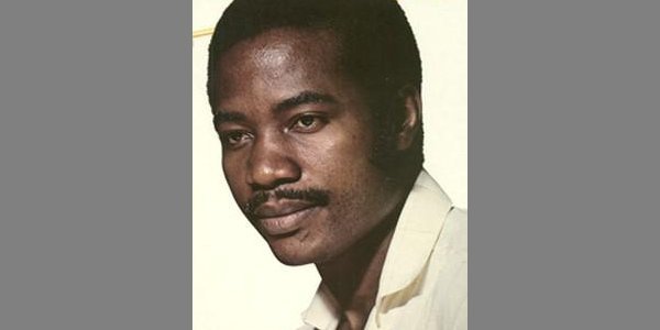 Image:MOUTOUARI : la voix d'or d'un talent irrésistible